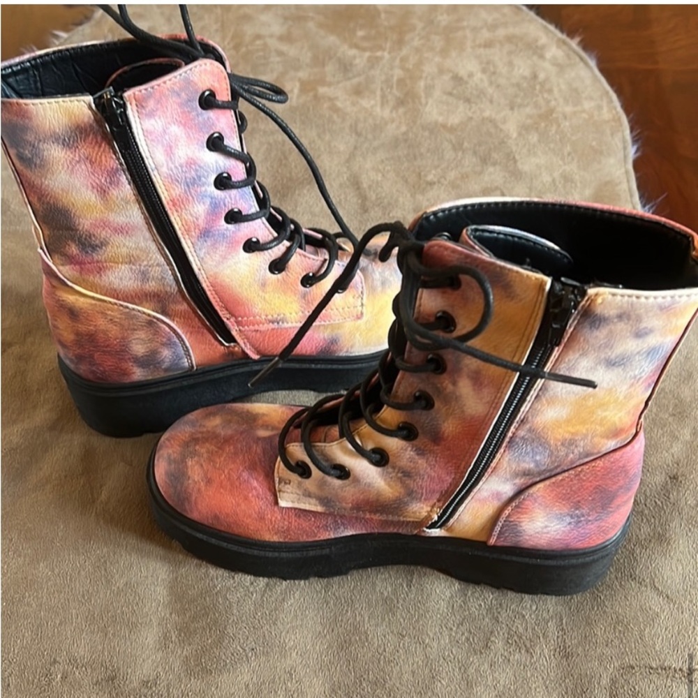 Yoki Platform Combat Boots Tie Dye w/Black Soles, Laces & Zippers~Sz 7 - Picture 2 of 10